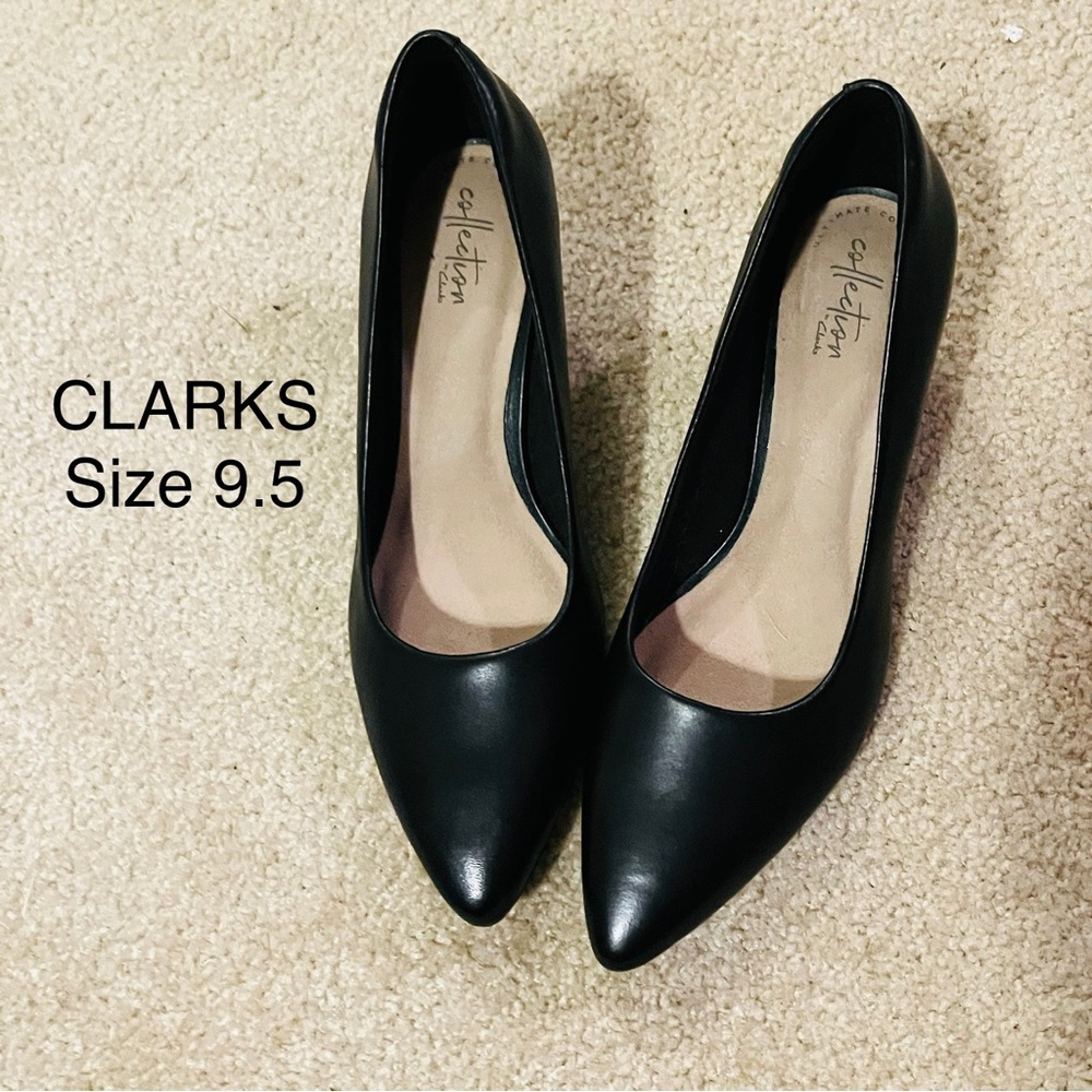 Clarks Women's Black Leather Pumps